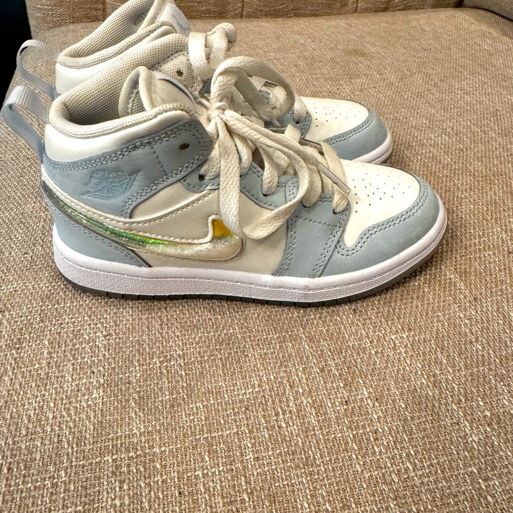 Kid girl Air Jordan’s